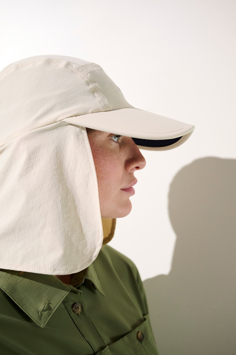 Casquette anti-UV Sequoia beige pour femme, protection solaire UPF 50+, idéale pour activités en extérieur.