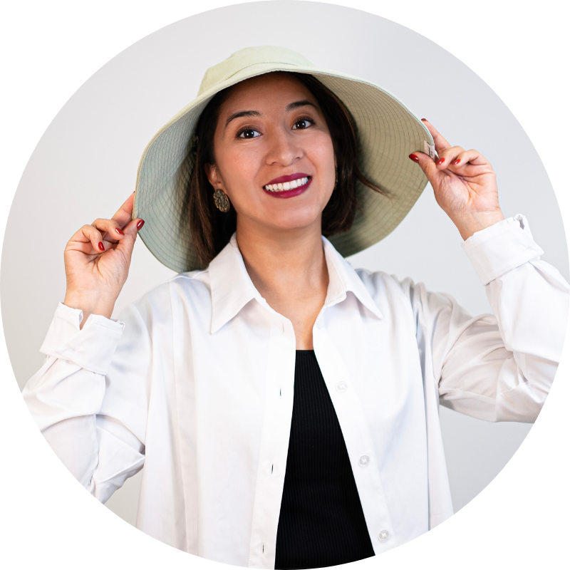 Claudia Galeana, cofondatrice de la marque Ker Sun, experte en vêtements de protection solaire certifiés UPF 50+.