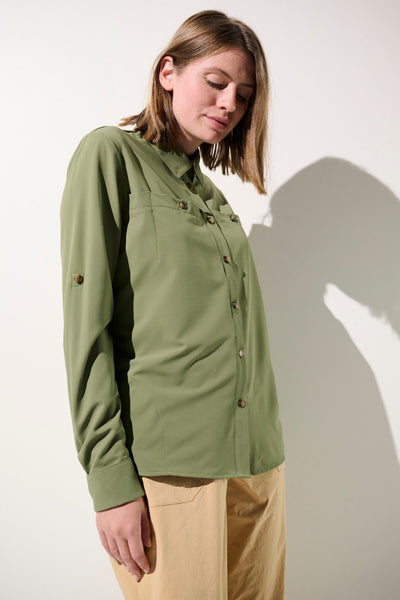 Chemise anti-UV Sequoia verte pour femme, légère et respirante, idéale pour les aventures en plein air.