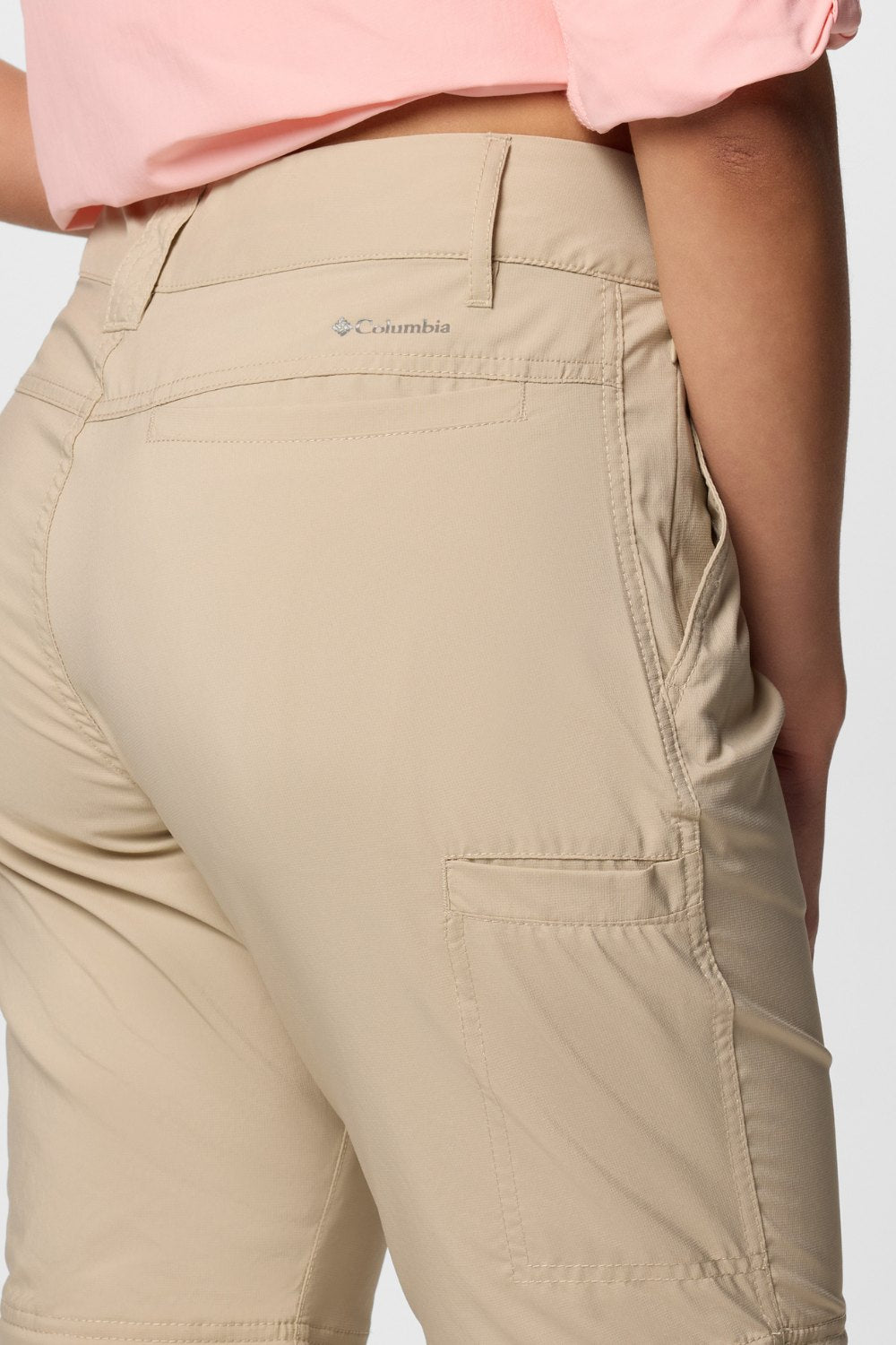 Pantalon de randonnée anti-UV convertible - Silver Ridge Utility pour femme, couleur beige, léger et pratique.