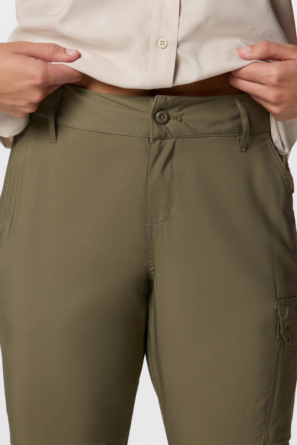 Pantalon de randonnée anti-UV convertible - Silver Ridge Utility pour femme, léger et confortable, couleur olive.