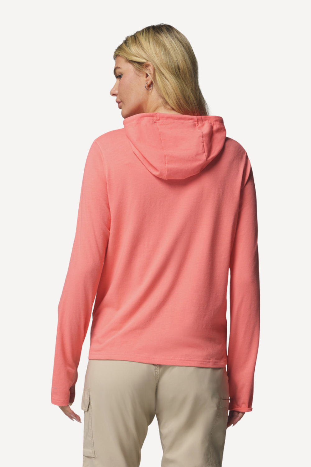 Sweat-shirt anti-UV rose pour femme, coupe décontractée avec capuche, protection UPF 50+ pour journées ensoleillées.