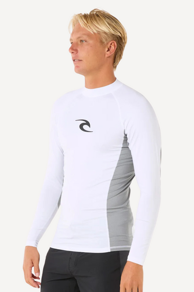 T-shirt de bain anti-UV blanc pour homme, manches longues, UPF 50+, idéal pour surfer en toute sécurité.