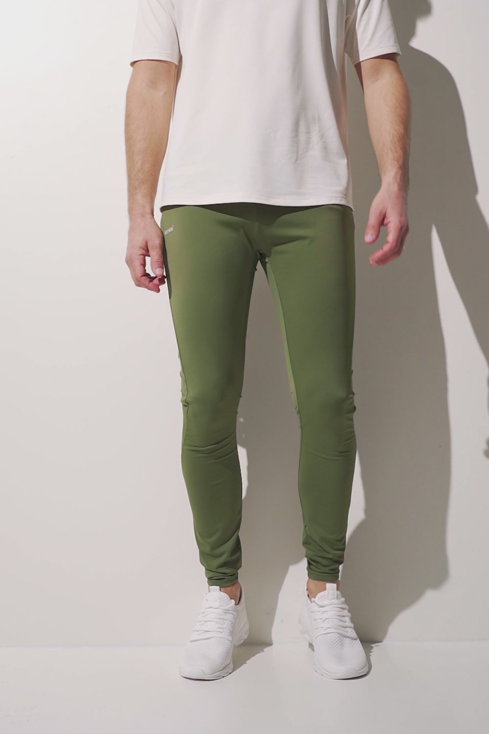 Legging anti-UV - Boston vert pour homme, léger et extensible, offrant protection solaire UPF 50+ pour le sport.