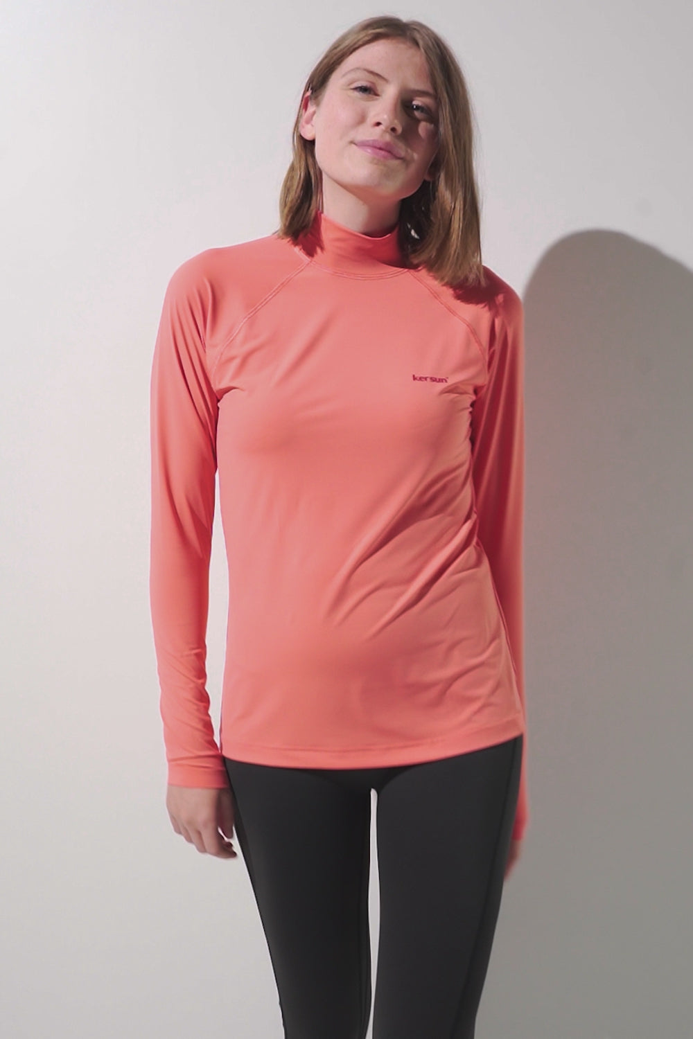 T-shirt de bain anti-UV - Malibu pour femme, manches longues, en lycra, couleur corail, protection solaire UPF 50+.