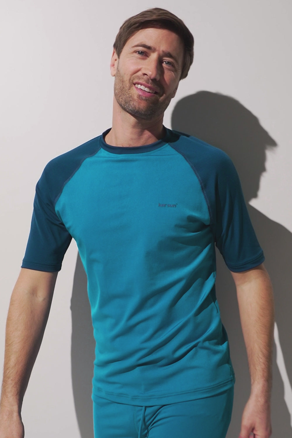 T-shirt de bain anti-UV - Moorea bleu pour homme, léger et respirant, offrant protection solaire UPF 50+.